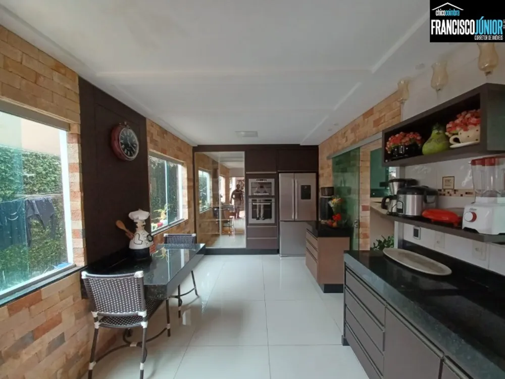 Casa, 5 quartos, 376 m² - Foto 2
