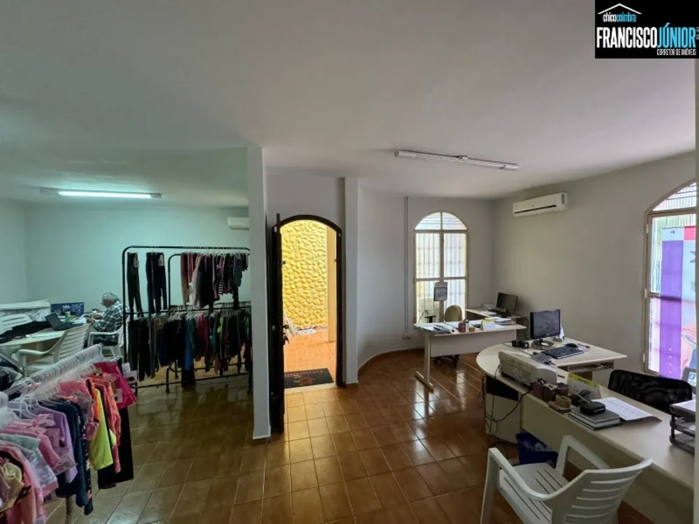 Casa, 3 quartos, 450 m² - Foto 11