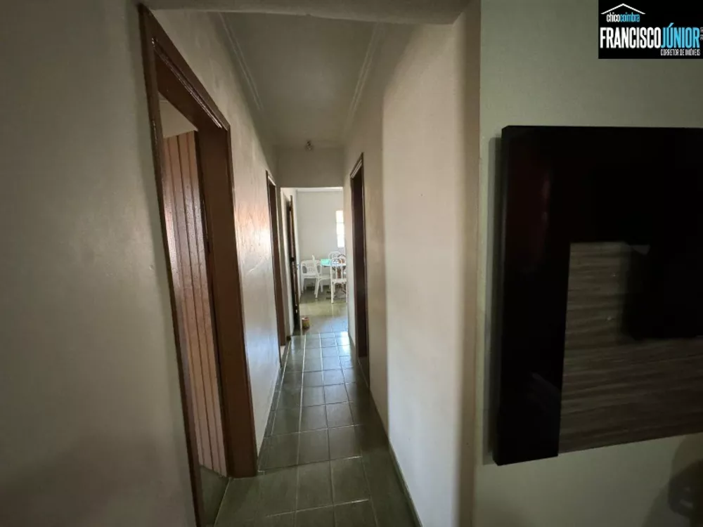 Casa à venda com 3 quartos, 360m² - Foto 7