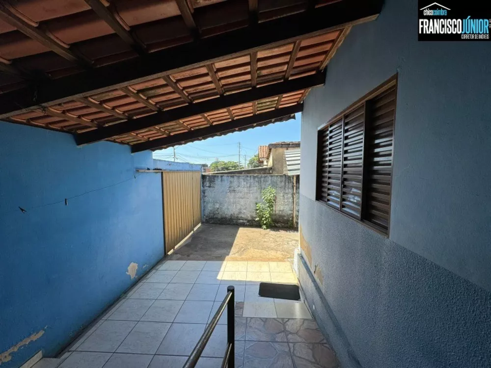 Casa à venda com 3 quartos, 360m² - Foto 1