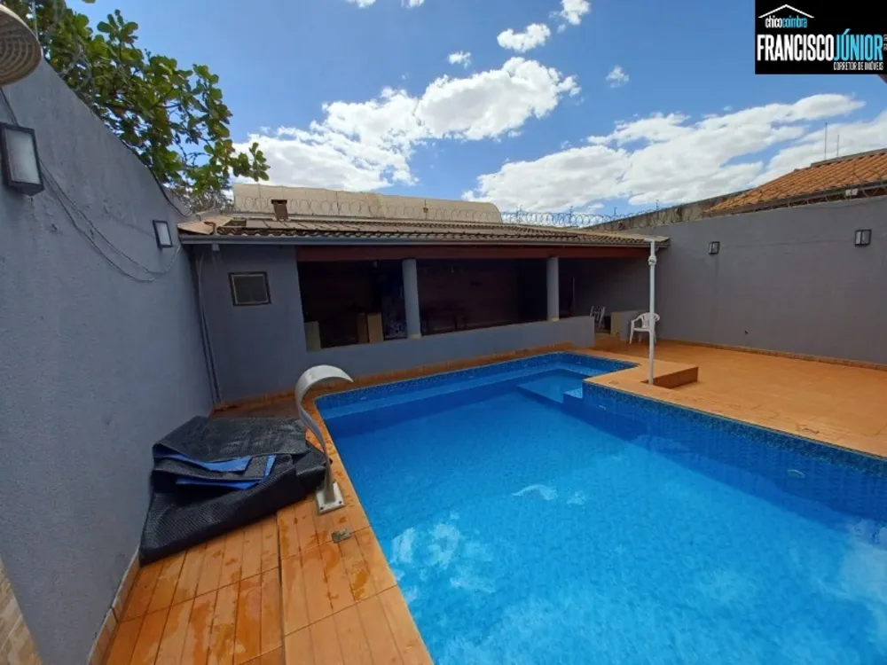 Casa, 3 quartos, 300 m² - Foto 9
