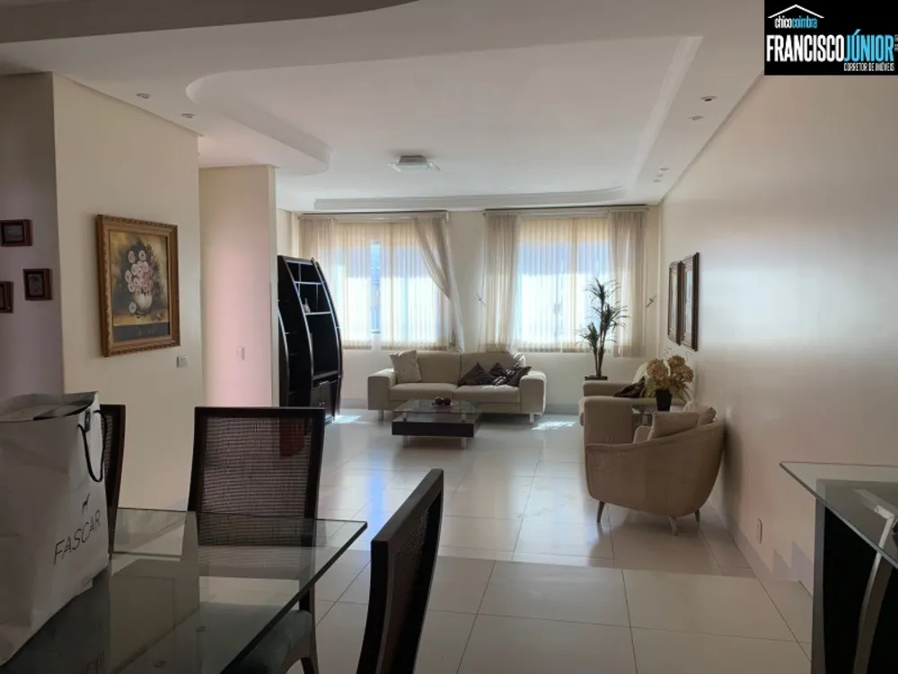 Casa, 3 quartos, 420 m² - Foto 2