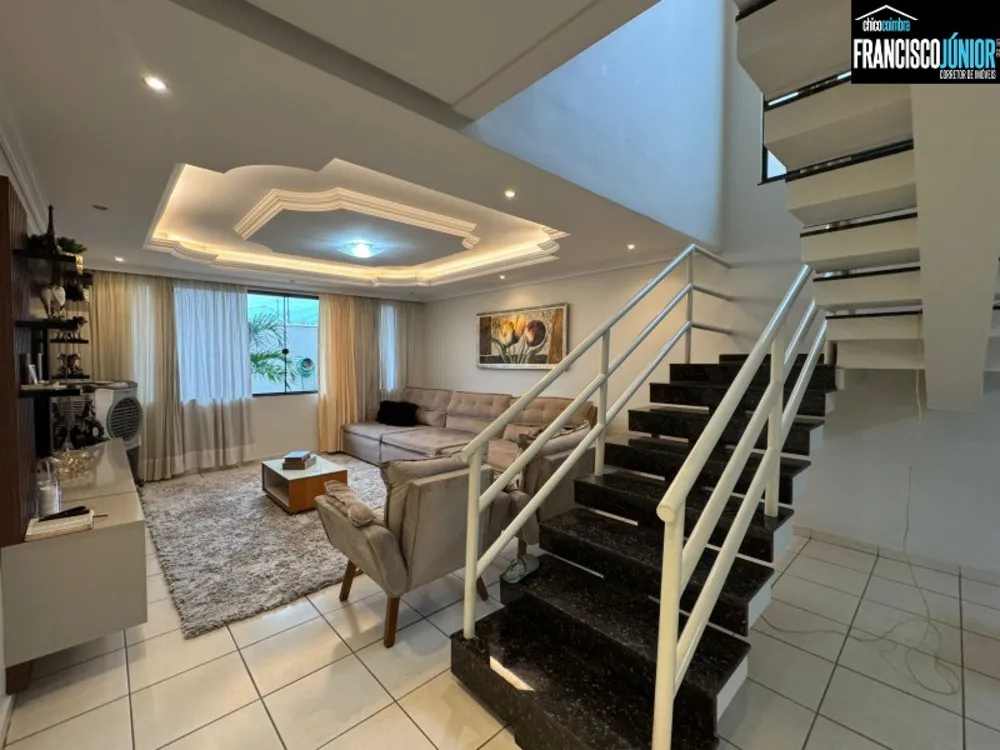 Casa, 4 quartos, 375 m² - Foto 1