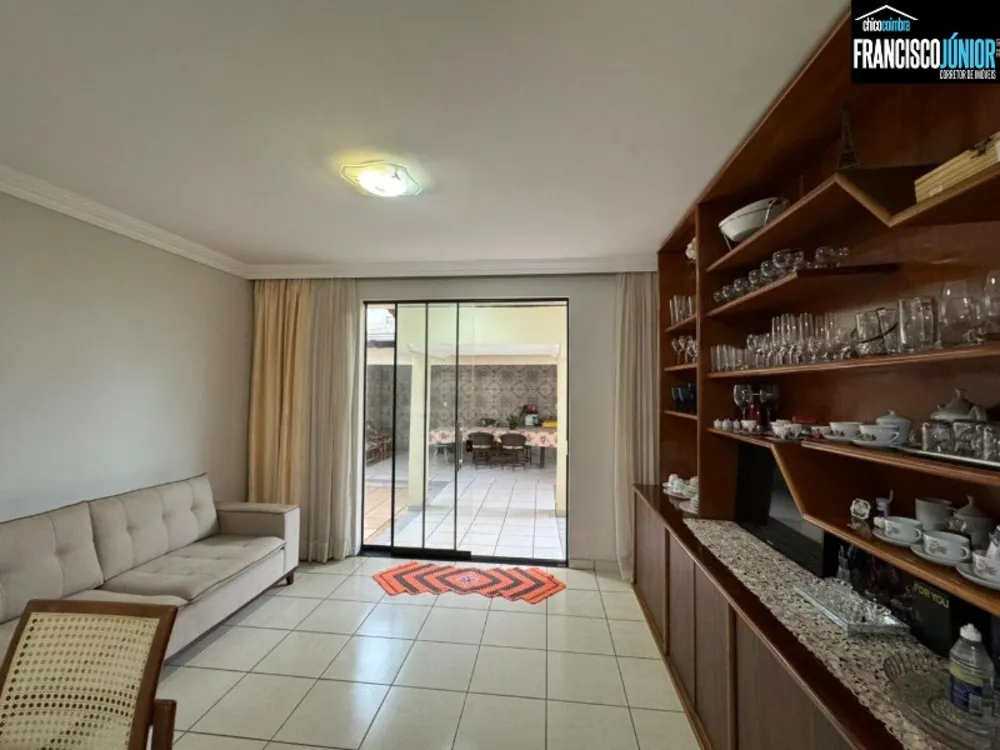 Casa, 4 quartos, 375 m² - Foto 10