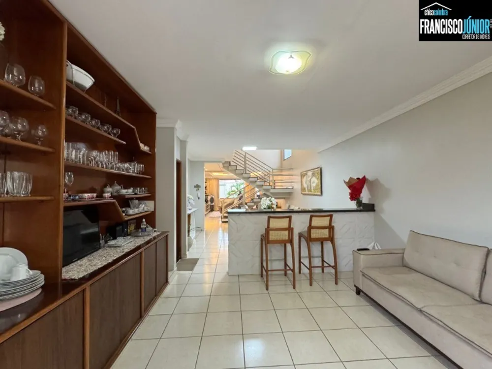 Casa, 4 quartos, 375 m² - Foto 11