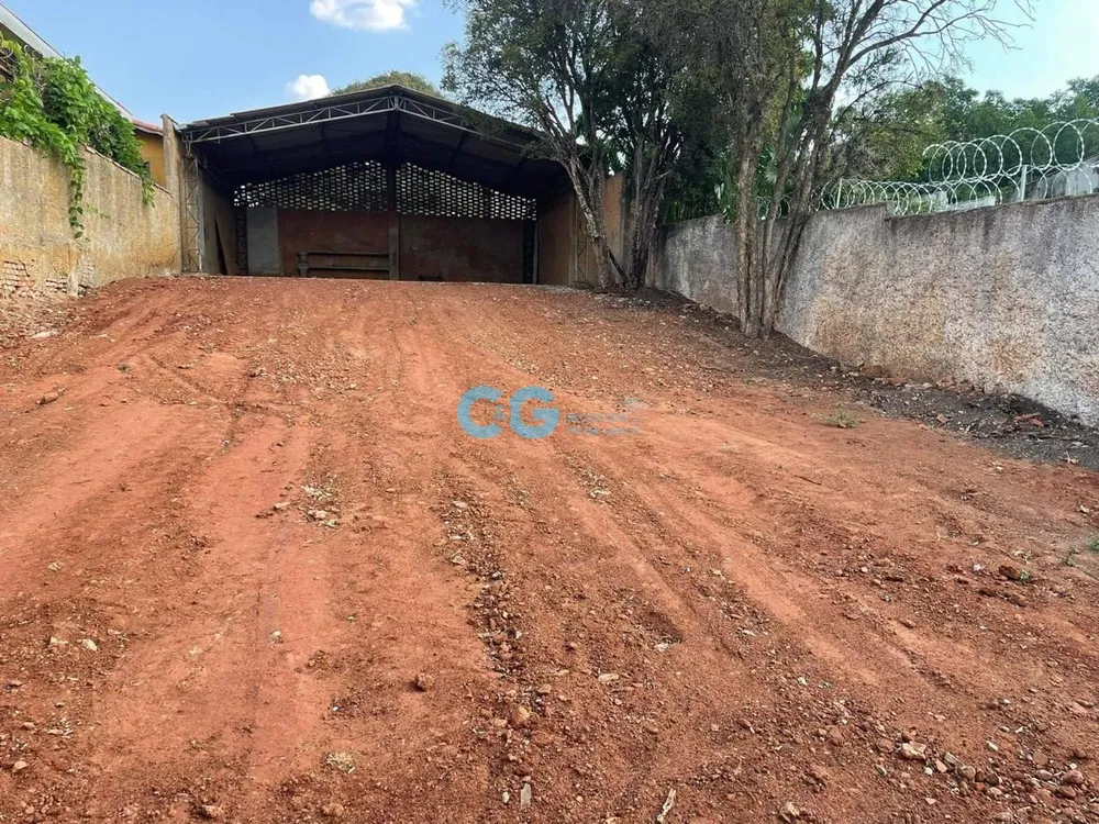 Loteamento e Condomínio, 300 m² - Foto 1