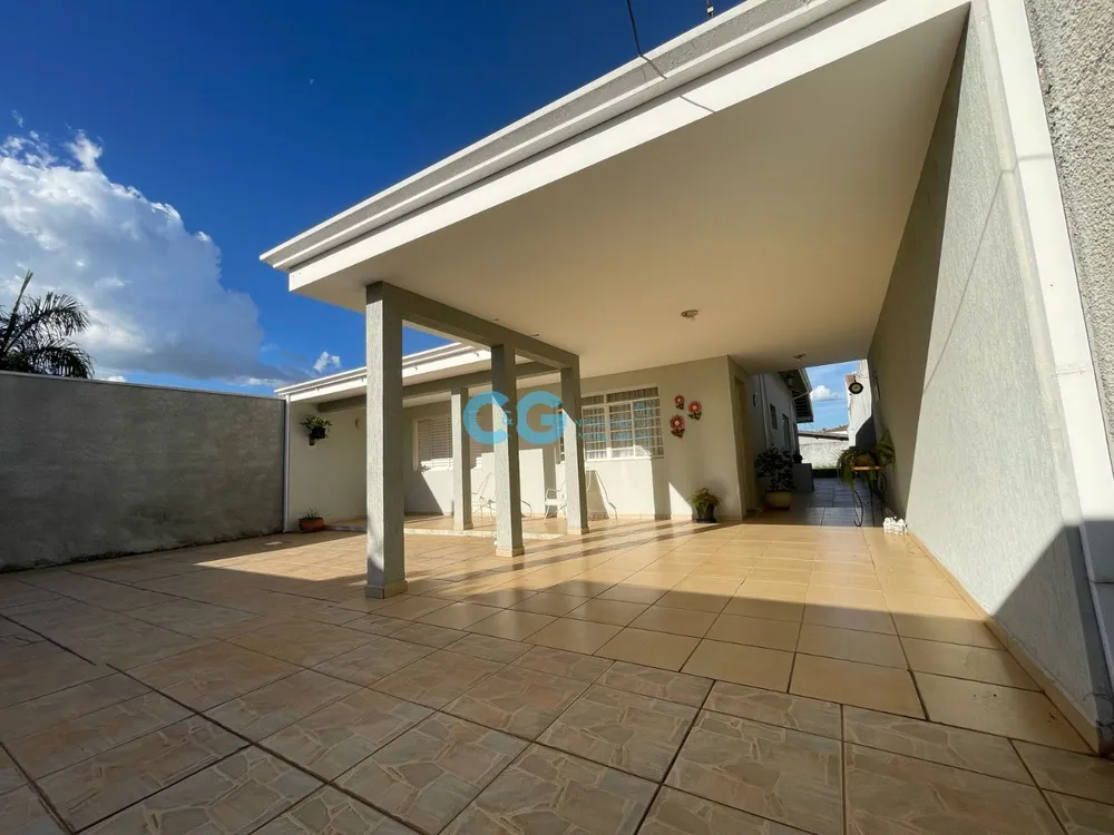 Casa, 2 quartos, 140 m² - Foto 1