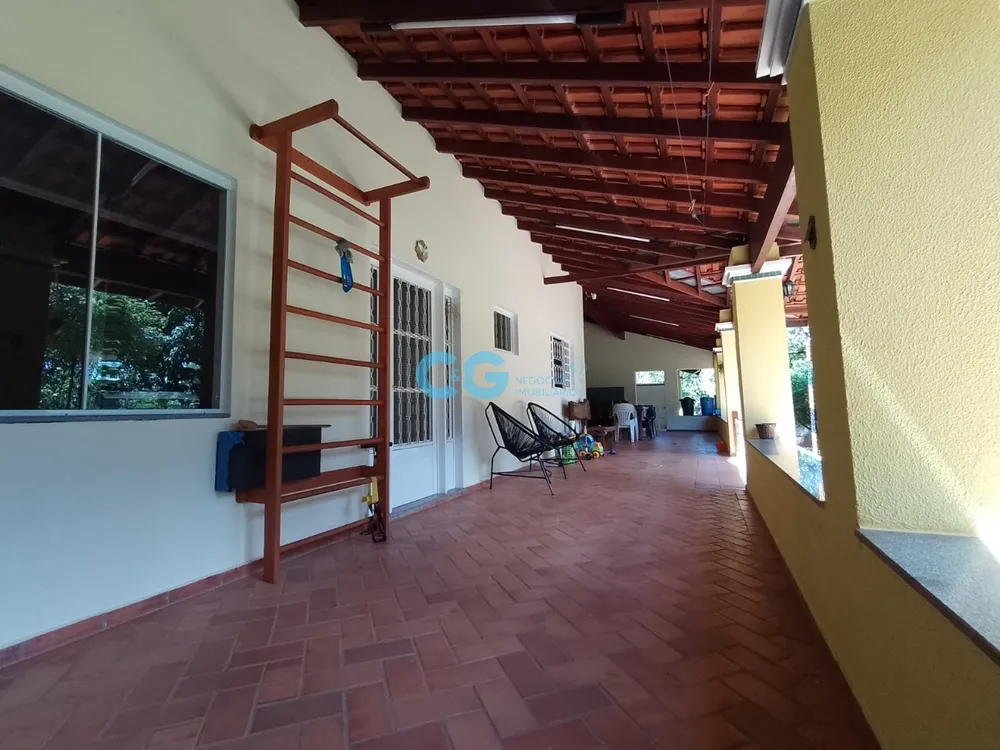 Chácara, 2 quartos, 2550 m² - Foto 1