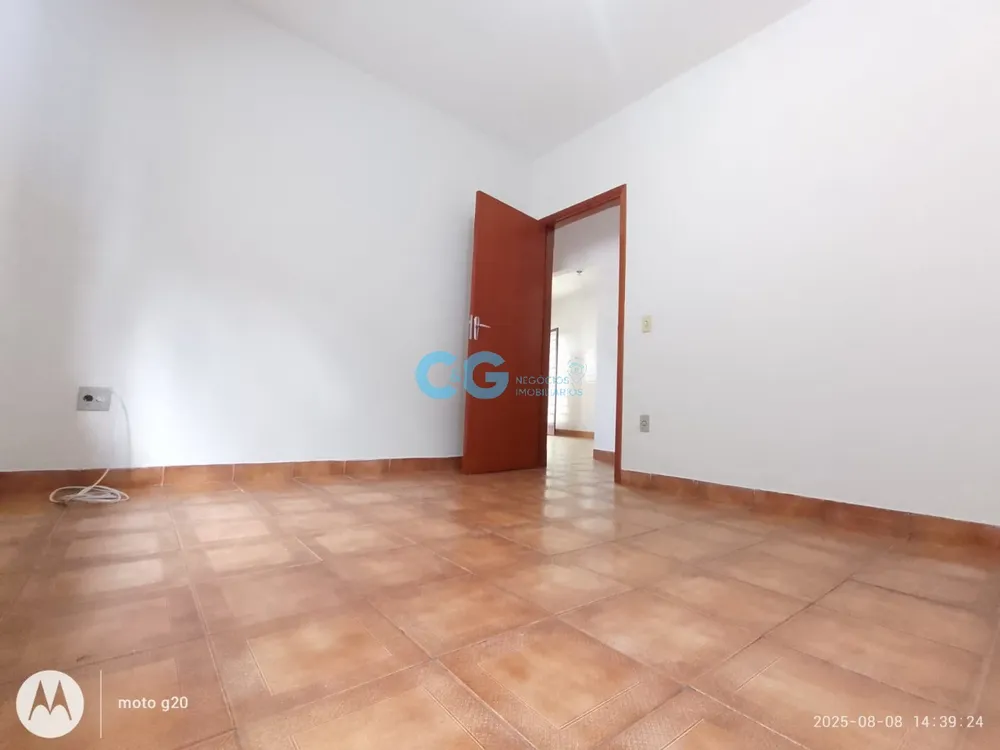 Casa, 2 quartos, 170 m² - Foto 2