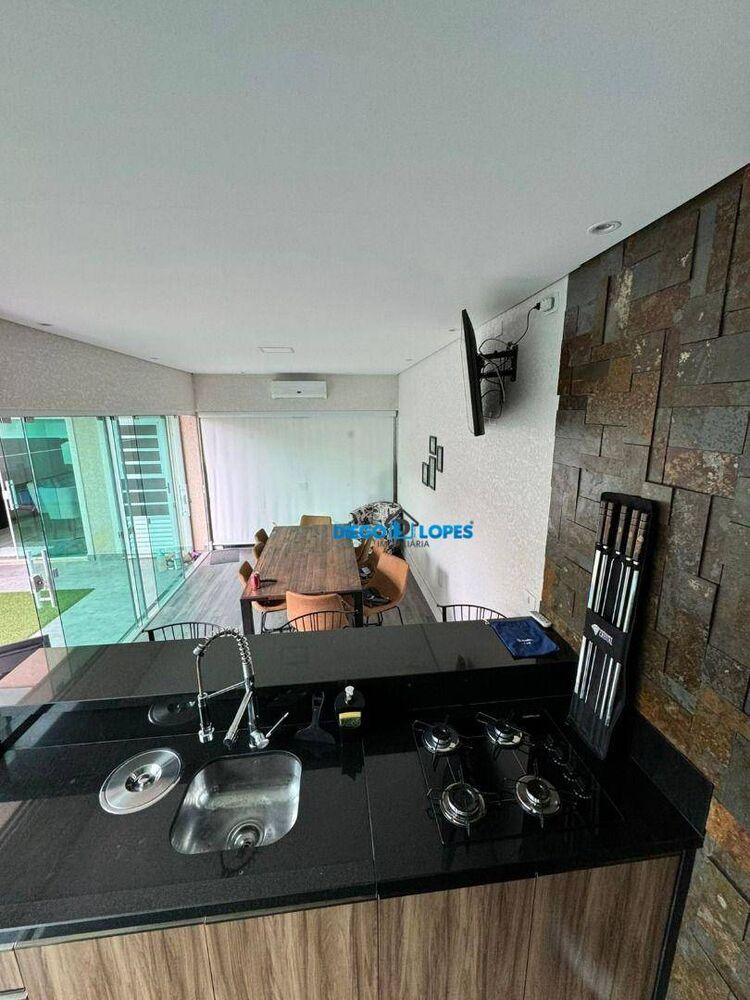 Sobrado, 3 quartos, 244 m² - Foto 26