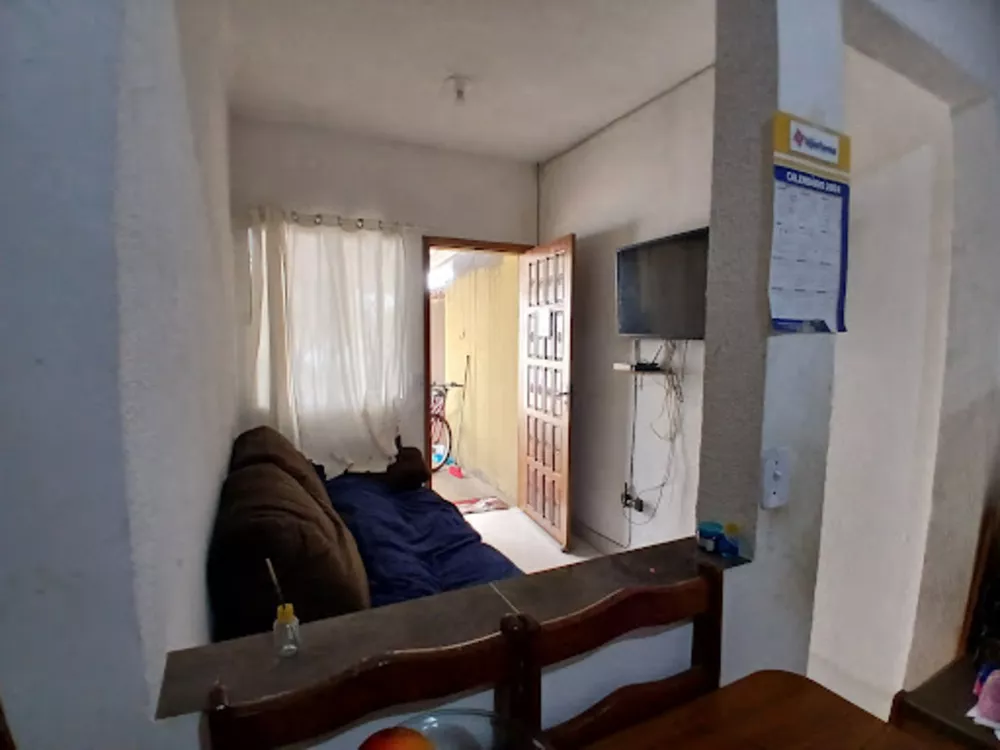 Casa à venda com 1 quarto, 30m² - Foto 4