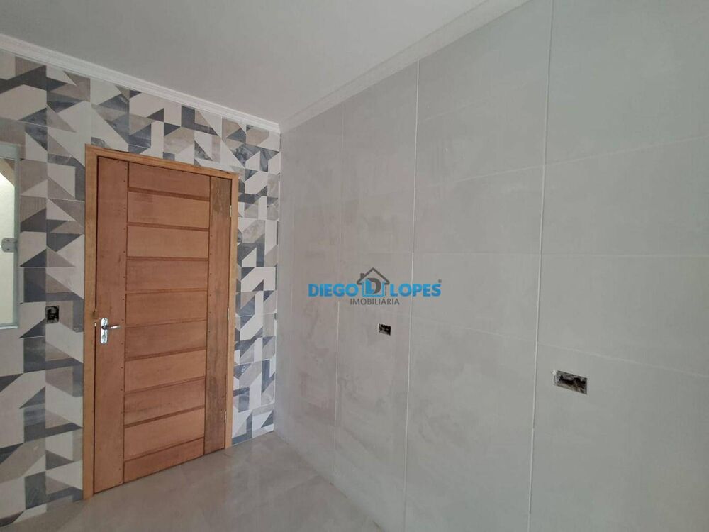 Sobrado à venda com 2 quartos, 70m² - Foto 4