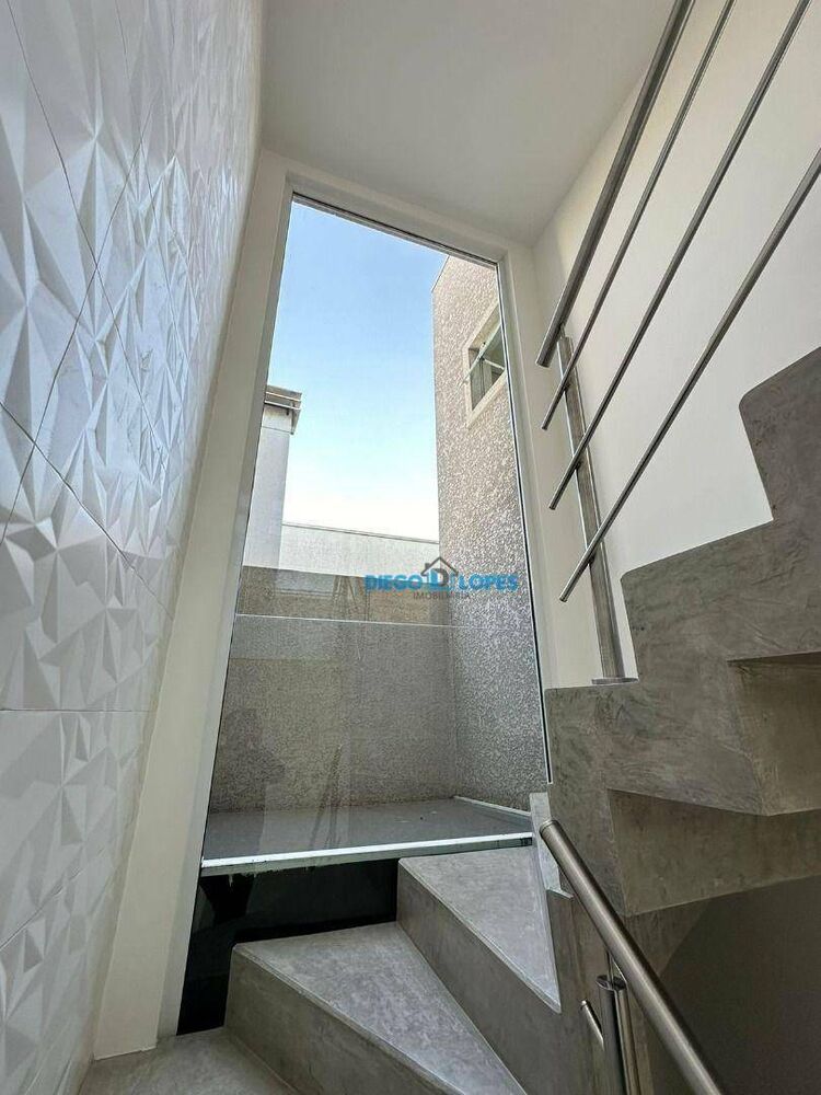 Sobrado, 3 quartos, 200 m² - Foto 2