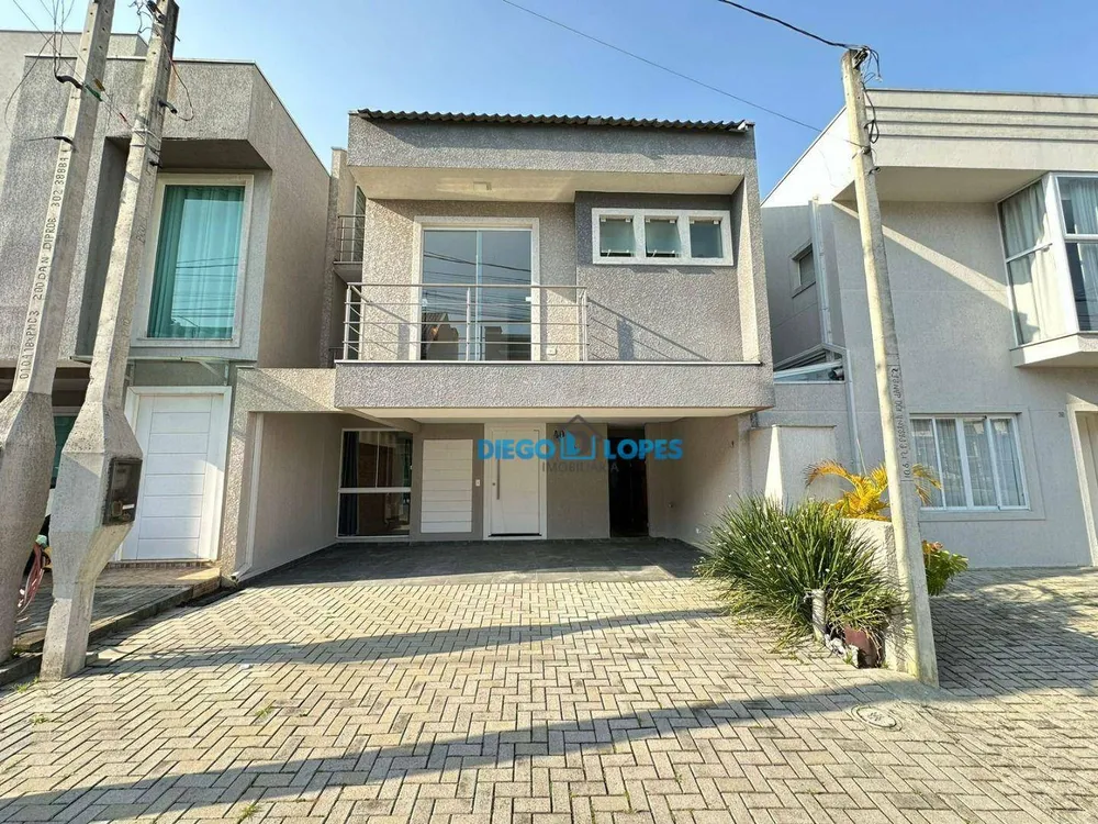 Sobrado, 3 quartos, 200 m² - Foto 1