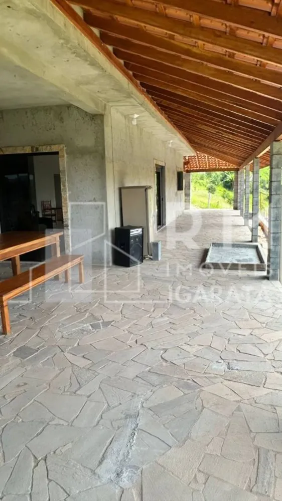 Chácara, 4 quartos, 3000 m² - Foto 1
