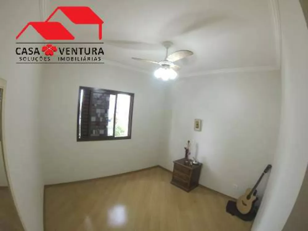 Apartamento à venda com 2 quartos, 67m² - Foto 2