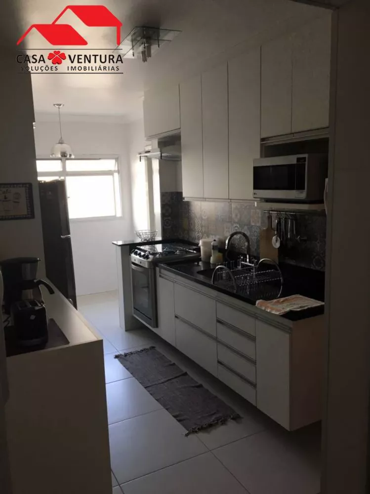 Apartamento à venda com 3 quartos, 93m² - Foto 3