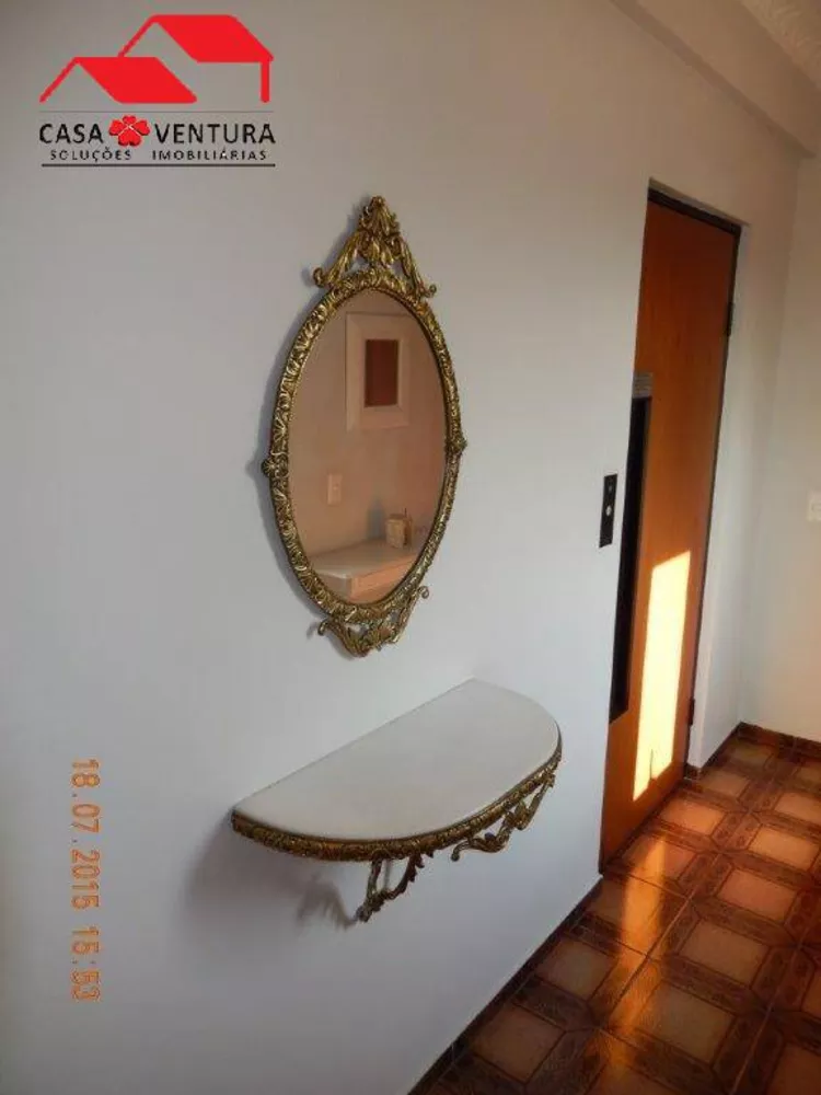 Apartamento à venda com 3 quartos, 129m² - Foto 2