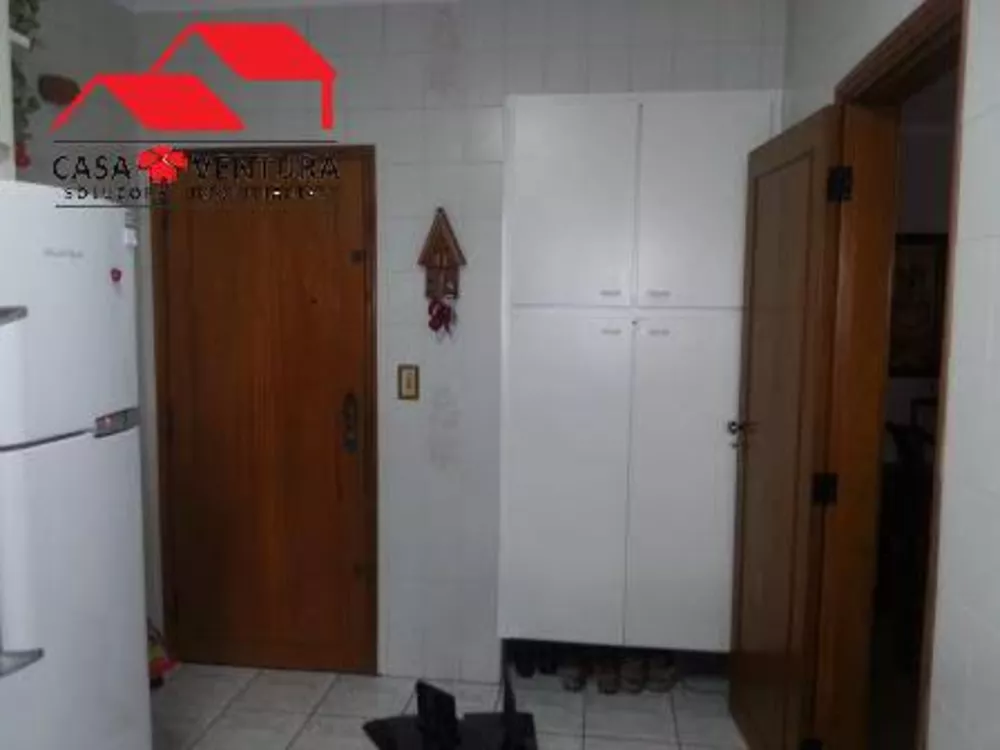 Apartamento à venda com 3 quartos, 100m² - Foto 4