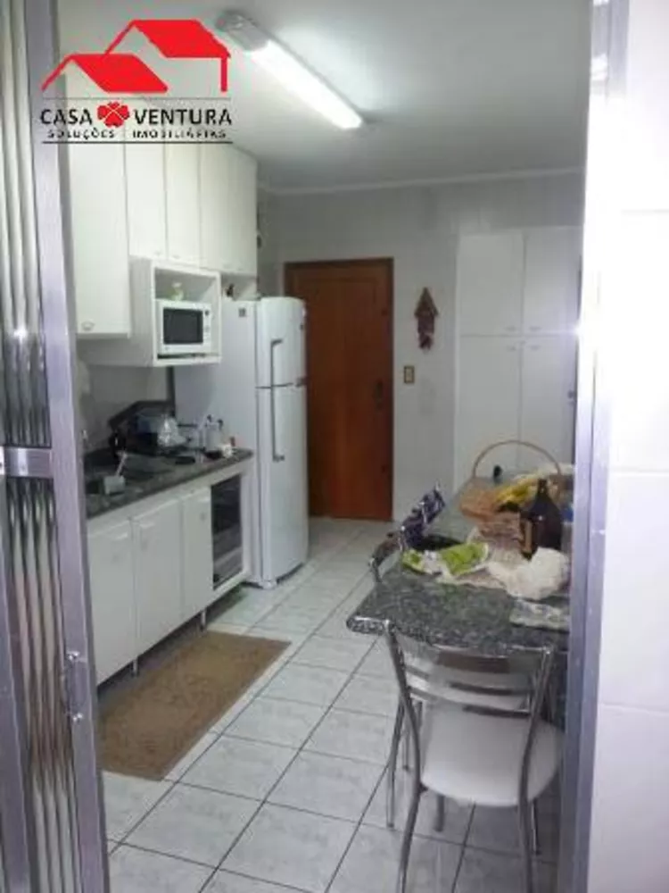 Apartamento à venda com 3 quartos, 100m² - Foto 8