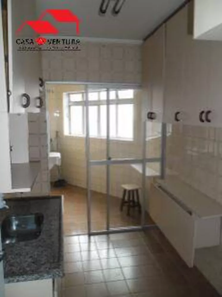 Apartamento à venda com 2 quartos, 67m² - Foto 5