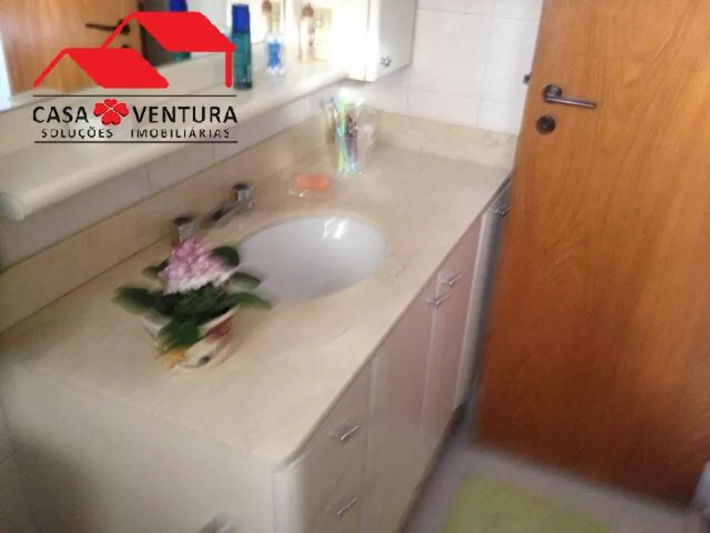 Apartamento à venda com 3 quartos, 94m² - Foto 2