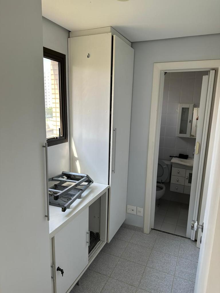 Apartamento à venda com 3 quartos, 170m² - Foto 9