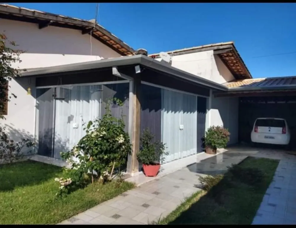 Casa, 4 quartos, 190 m² - Foto 1