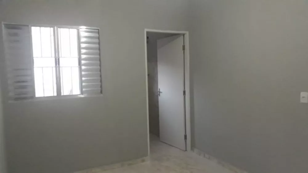 Casa, 1 quarto, 30 m² - Foto 2