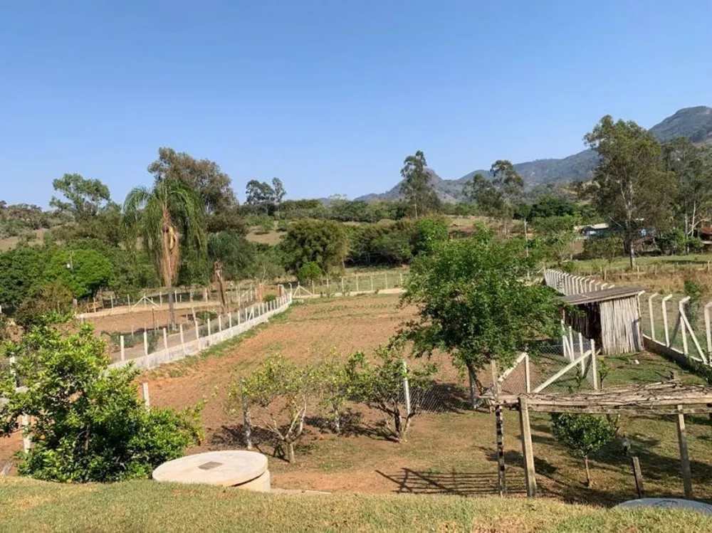 Chácara, 4 quartos, 250 m² - Foto 2