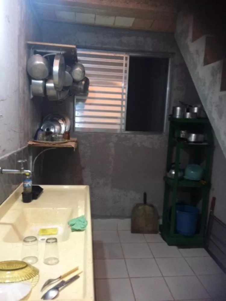 Casa, 5 quartos, 170 m² - Foto 4