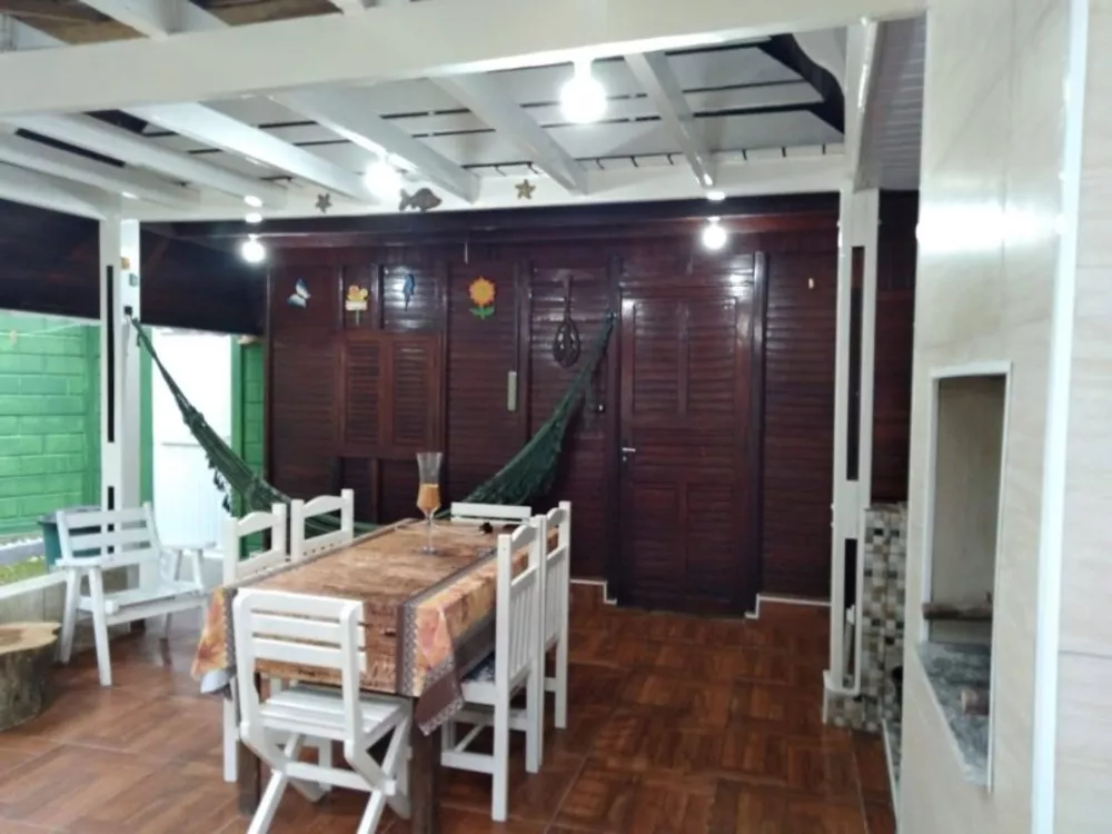 Casa, 2 quartos, 300 m² - Foto 2