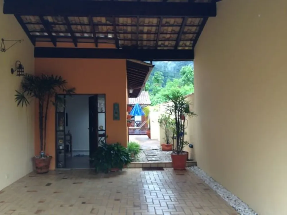 Casa, 4 quartos, 260 m² - Foto 2