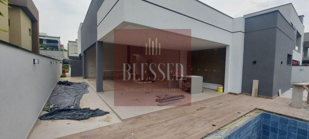 Casa à venda com 4 quartos, 260m² - Foto 4