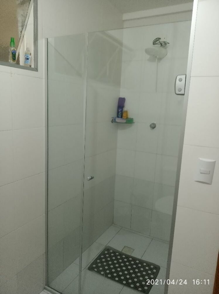 Apartamento à venda com 2 quartos, 70m² - Foto 3