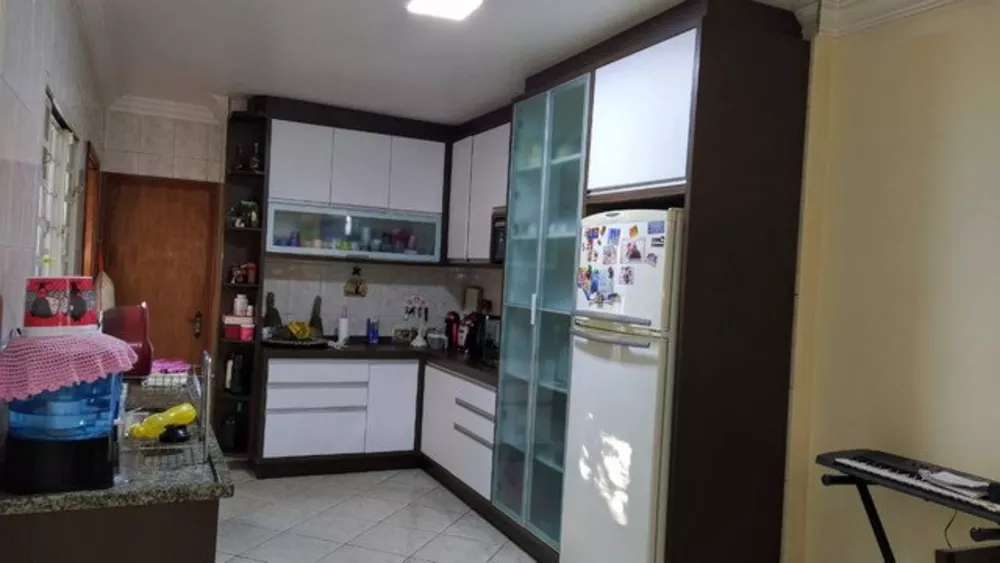 Casa, 4 quartos, 154 m² - Foto 2