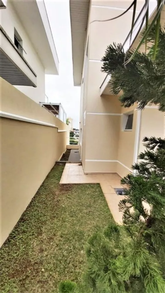 Casa, 4 quartos, 226 m² - Foto 1