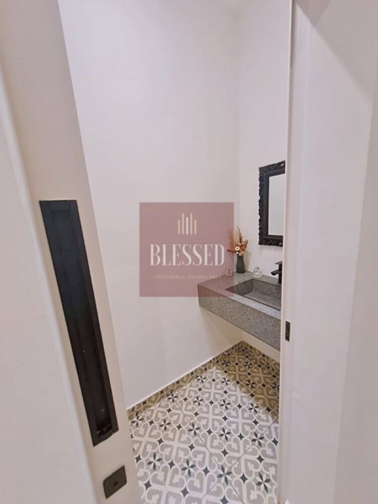 Sobrado à venda com 4 quartos, 100m² - Foto 2