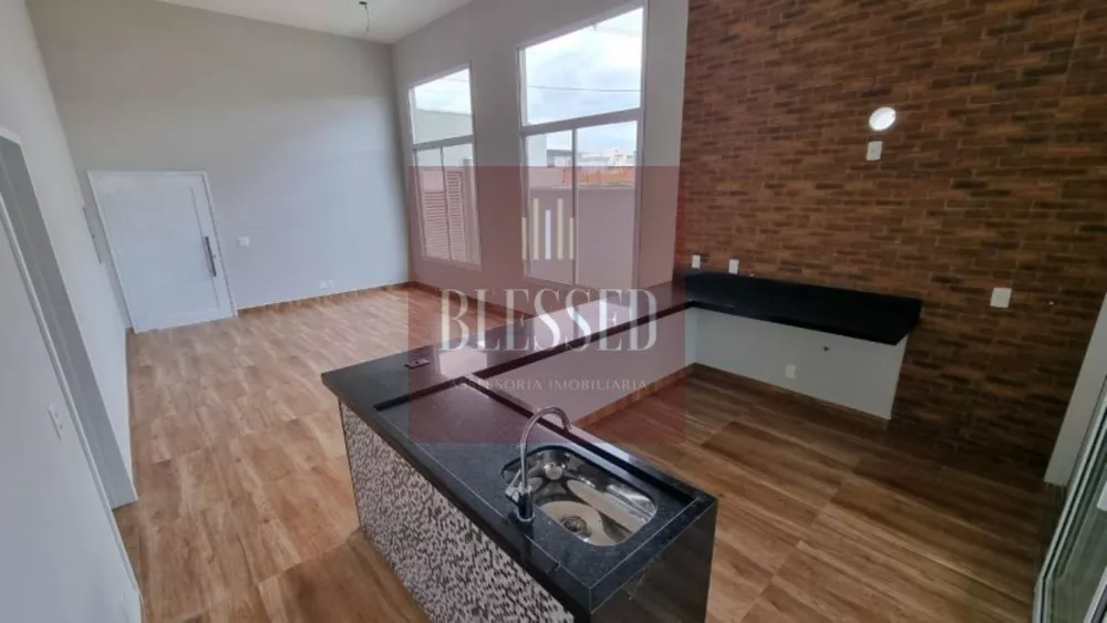 Casa, 3 quartos, 156 m² - Foto 1