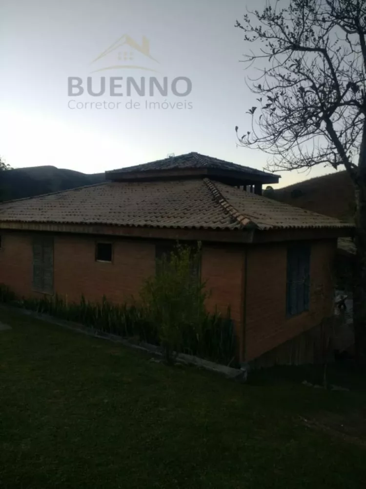 Chácara, 3 quartos, 645 m² - Foto 1