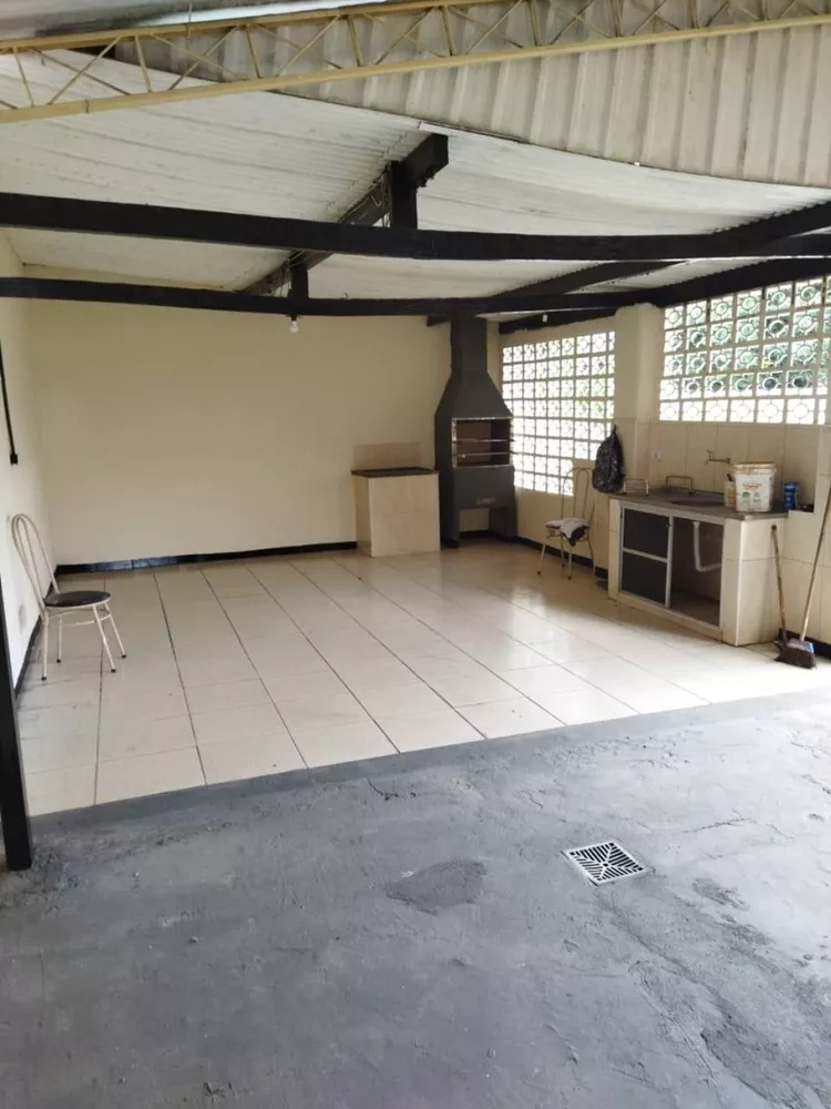 Casa, 3 quartos, 220 m² - Foto 1