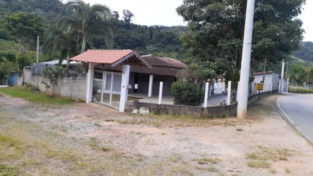 Chácara, 5 quartos, 1100 m² - Foto 1