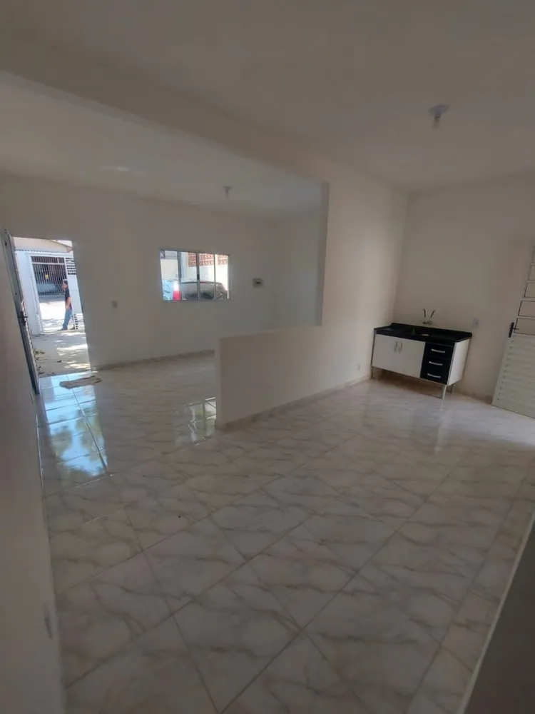 Casa, 3 quartos, 75 m² - Foto 2