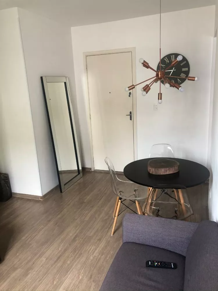 Apartamento à venda com 2 quartos, 50m² - Foto 2