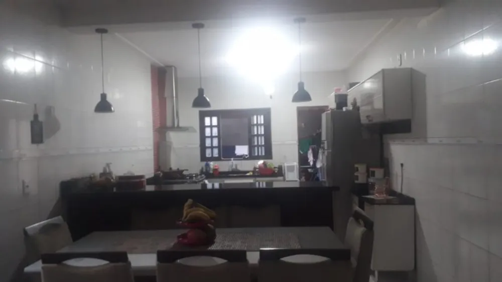 Casa, 3 quartos, 240 m² - Foto 4