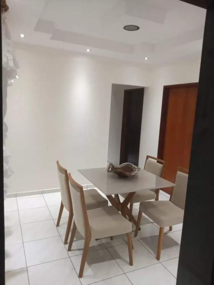 Casa, 3 quartos, 132 m² - Foto 1