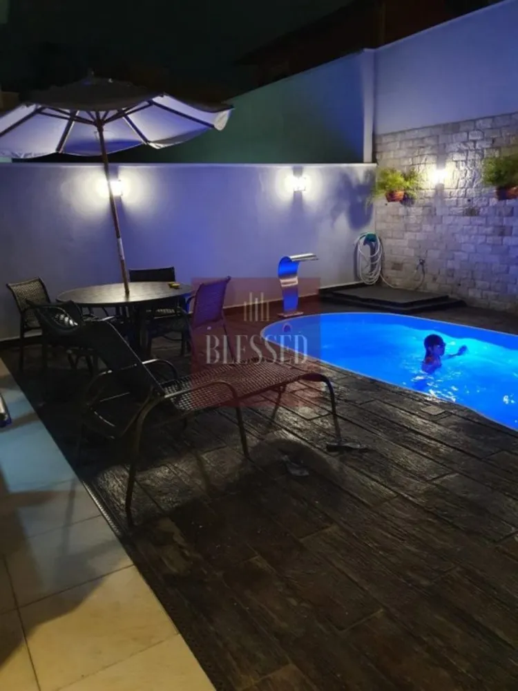 Sobrado, 4 quartos, 236 m² - Foto 4