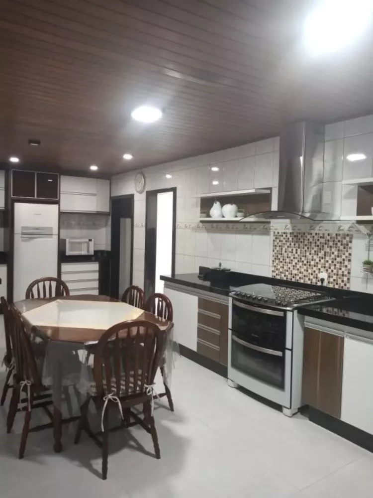 Casa, 3 quartos, 132 m² - Foto 3