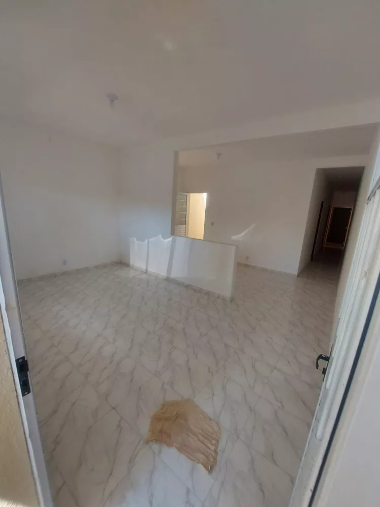 Casa, 3 quartos, 70 m² - Foto 2
