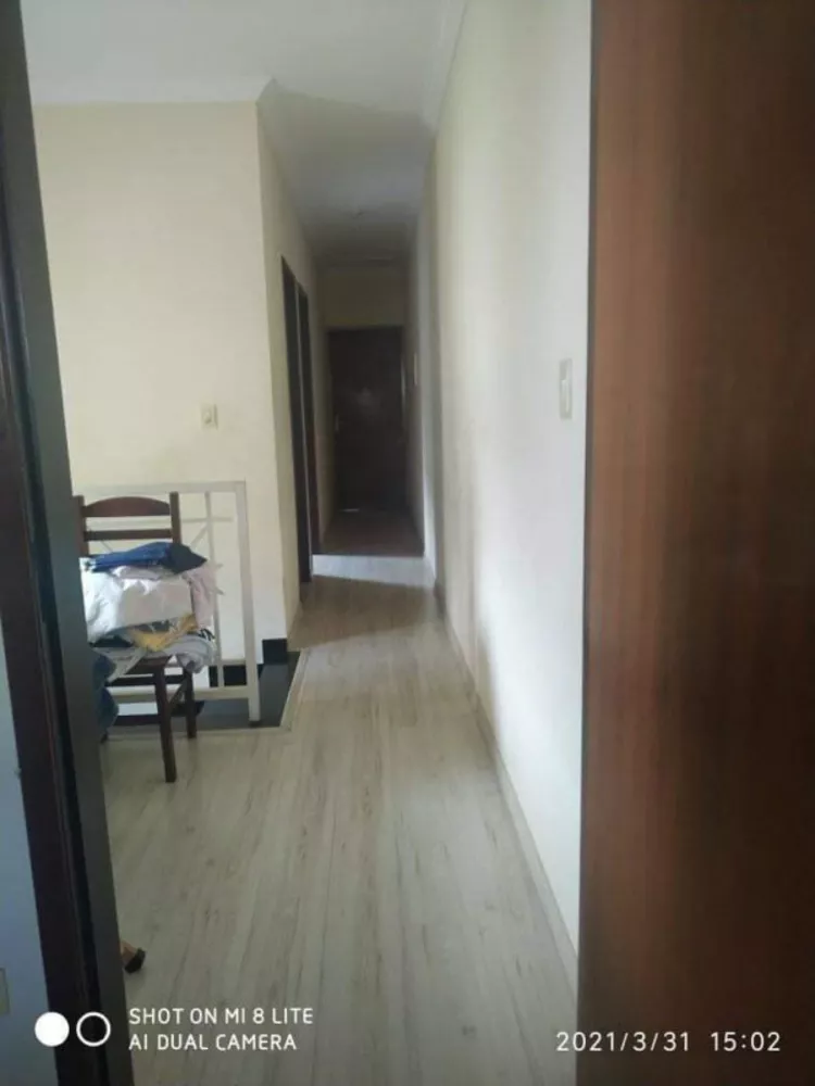 Casa à venda com 4 quartos, 130m² - Foto 3